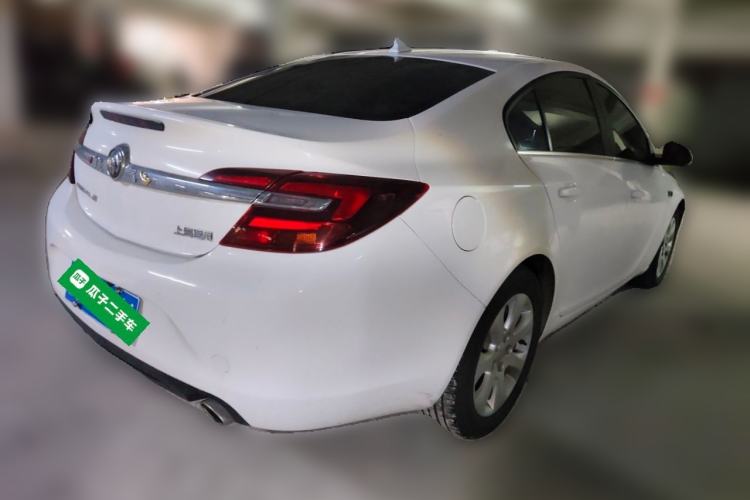 Used Buick Regal 2015 1.6T Fashion Tech Model Rear Right 45 Deg