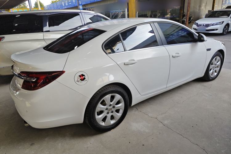 Used Buick Regal 2015 2.0L Leading Fashion Edition Rear Right 45 Deg