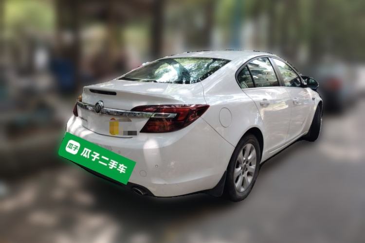 Used Buick Regal 2015 2.0L Leading Fashion Edition Rear Right 45 Deg