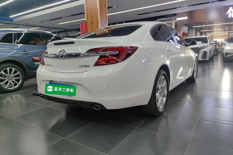 Used Buick Regal 2015 2.0L Leading Fashion Edition Rear Right 45 Deg