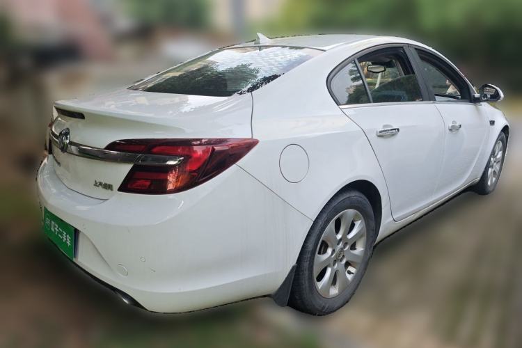 Used Buick Regal 2015 1.6T Elite Tech Model Rear Right 45 Deg