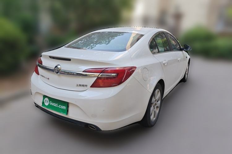 Used Buick Regal 2015 1.6T Leading Technology Model Rear Right 45 Deg