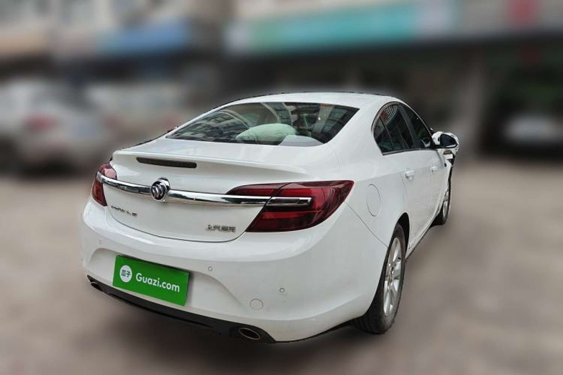 Used Buick Regal 2015 1.6T Leading Technology Model Rear Right 45 Deg
