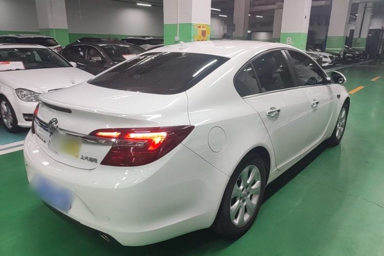 Used Buick Regal 2015 1.6T Elite Tech Model Rear Right 45 Deg