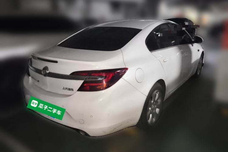 Used Buick Regal 2015 1.6T Leading Technology Model Rear Right 45 Deg