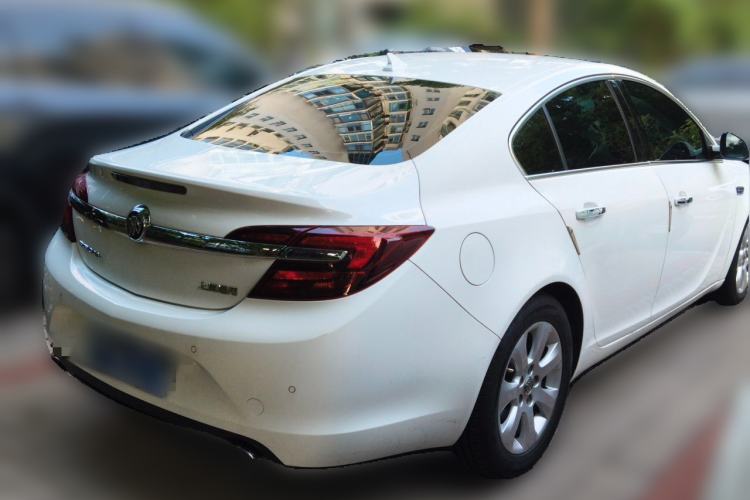 Used Buick Regal 2015 2.0L Elite Fashion Edition Rear Right 45 Deg