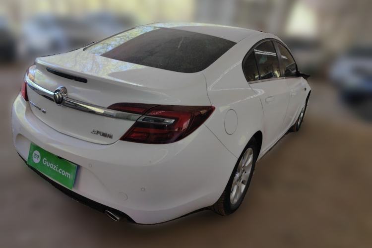 Used Buick Regal 2015 1.6T Leading Technology Model Rear Right 45 Deg