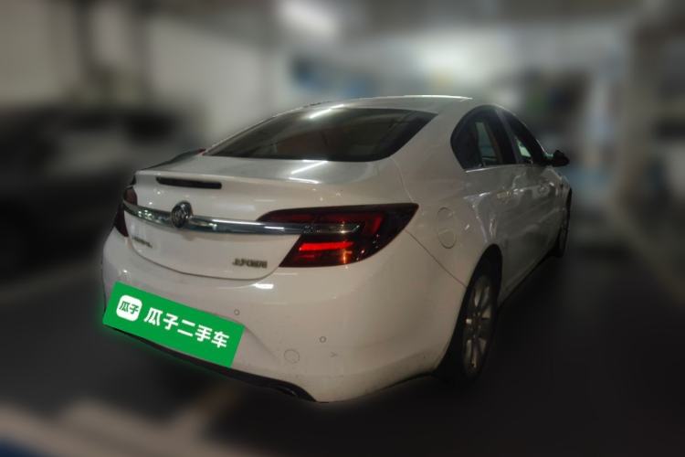 Used Buick Regal 2015 2.0L Leading Fashion Edition Rear Right 45 Deg