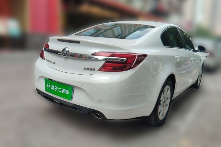Used Buick Regal 2015 1.6T Leading Technology Model Rear Right 45 Deg