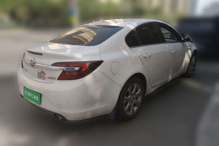 Used Buick Regal 2015 2.0L Leading Fashion Edition Rear Right 45 Deg