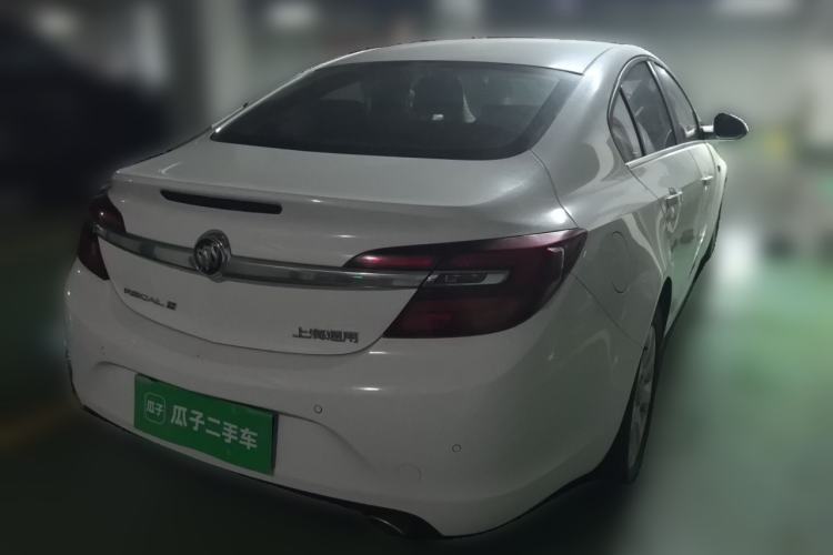 Used Buick Regal 2015 1.6T Leading Technology Model Rear Right 45 Deg