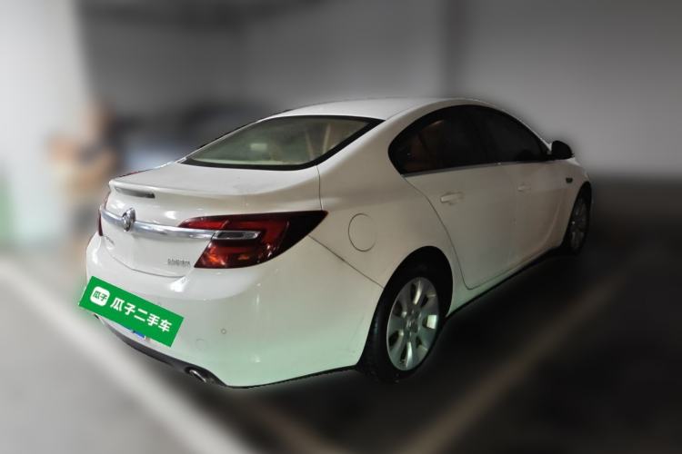 Used Buick Regal 2015 2.0L Leading Fashion Edition Rear Right 45 Deg