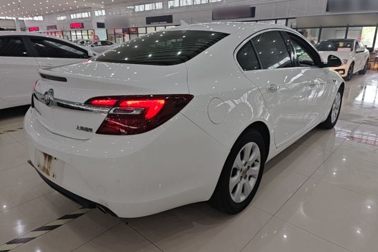 Used Buick Regal 2015 2.0L Elite Fashion Edition Rear Right 45 Deg