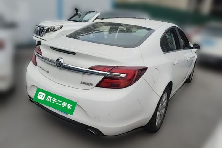 Used Buick Regal 2015 1.6T Leading Technology Model Rear Right 45 Deg
