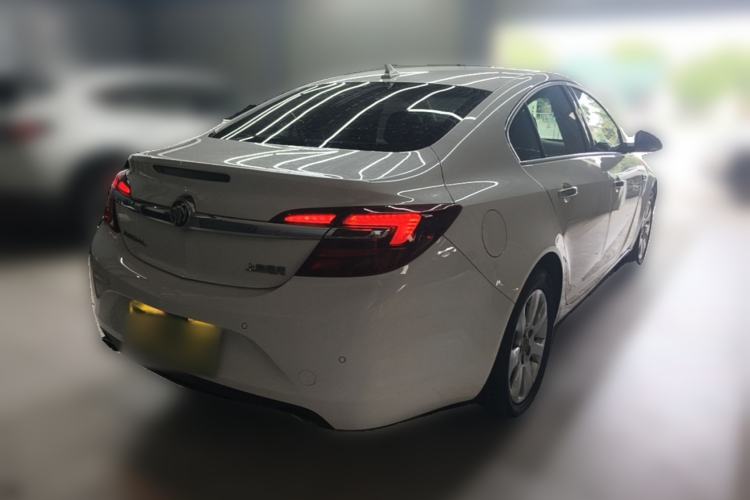 Used Buick Regal 2015 2.0L Elite Fashion Edition Rear Right 45 Deg