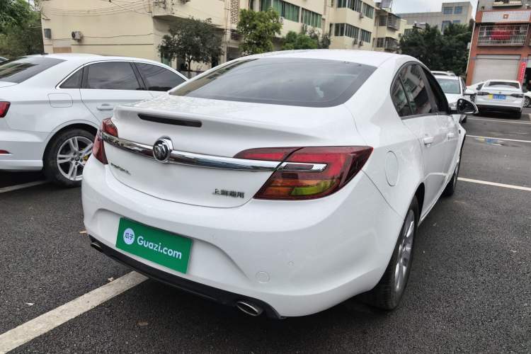 Used Buick Regal 2015 2.0L Leading Fashion Edition Rear Right 45 Deg