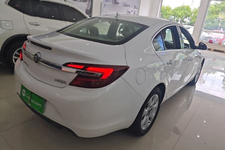 Used Buick Regal 2015 2.0L Elite Fashion Edition Rear Right 45 Deg