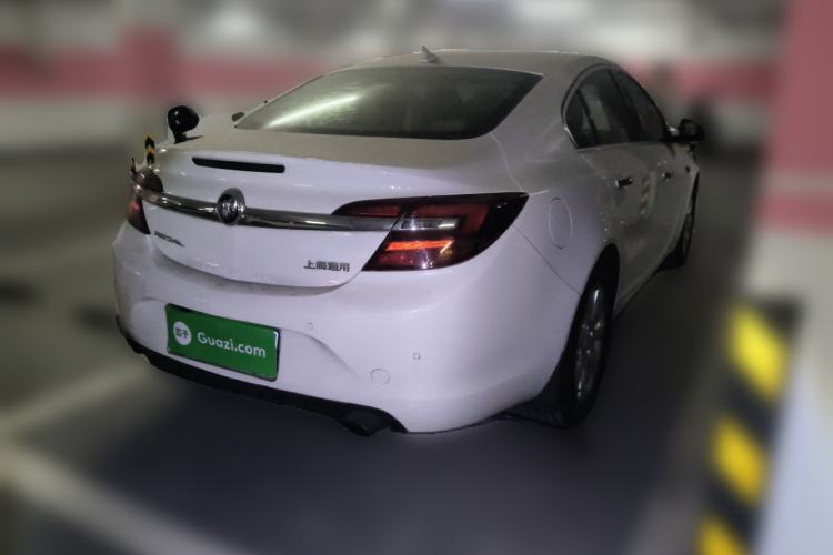 Used Buick Regal 2015 2.0L Leading Fashion Edition Rear Right 45 Deg
