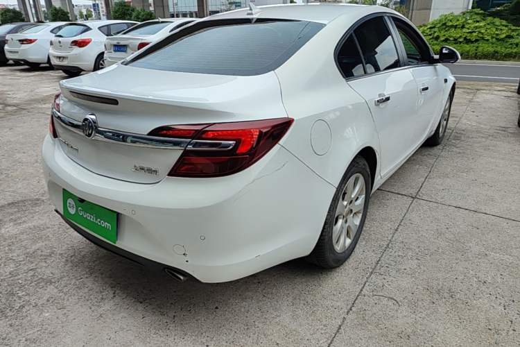 Used Buick Regal 2015 1.6T Elite Tech Model Rear Right 45 Deg