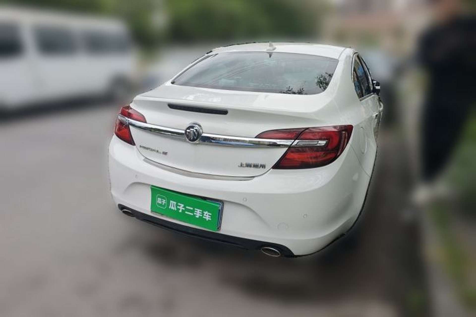 Used Buick Regal 2015 1.6T Leading Technology Model Rear Right 45 Deg