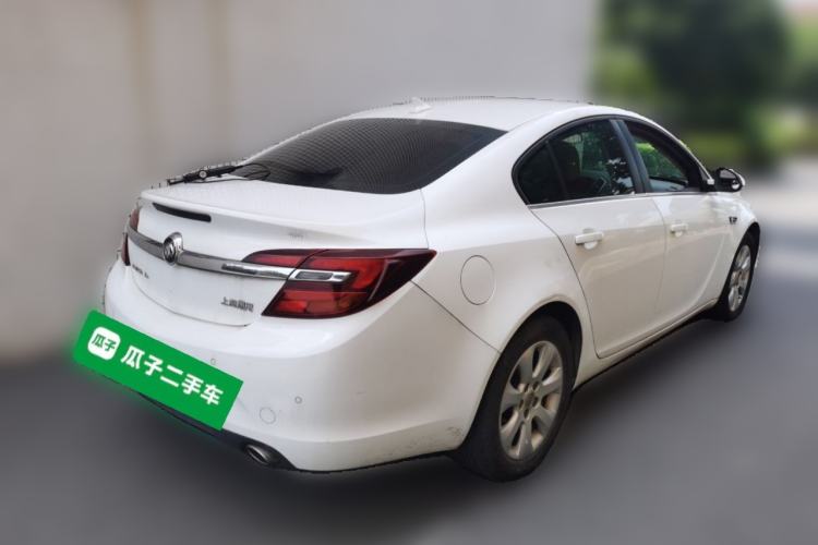 Used Buick Regal 2015 2.0L Leading Fashion Edition Rear Right 45 Deg