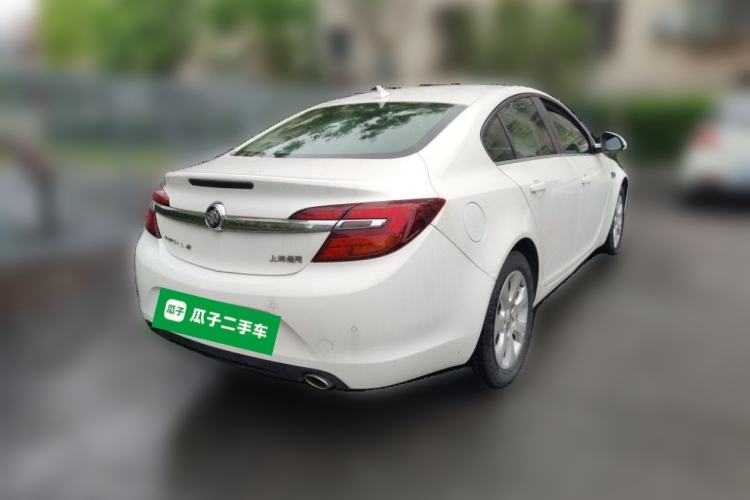 Used Buick Regal 2015 1.6T Fashion Tech Model Rear Right 45 Deg