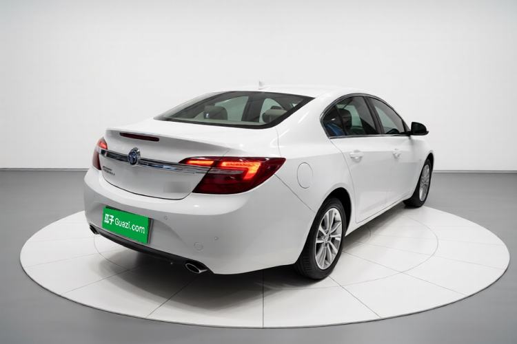 Used Buick Regal 2015 2.0L Elite Fashion Edition Rear Right 45 Deg