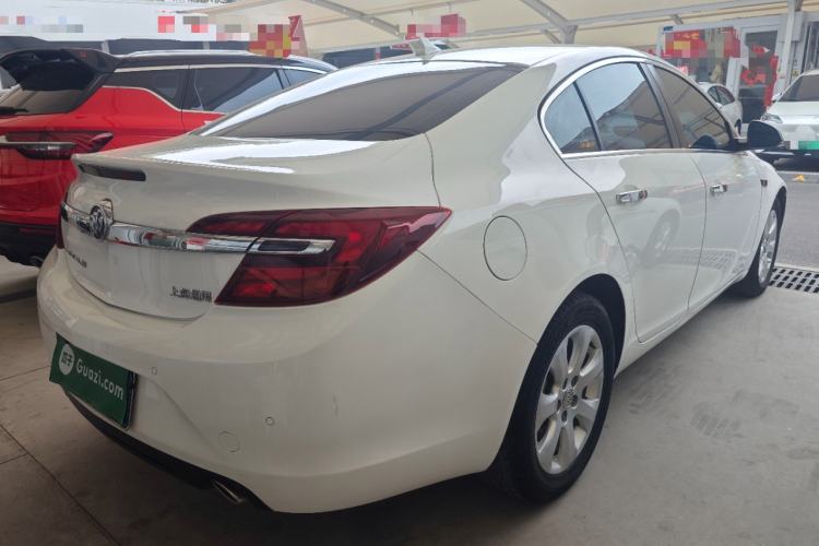 Used Buick Regal 2015 1.6T Leading Technology Model Rear Right 45 Deg