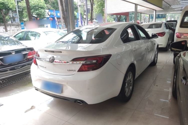Used Buick Regal 2015 1.6T Leading Technology Model Rear Right 45 Deg