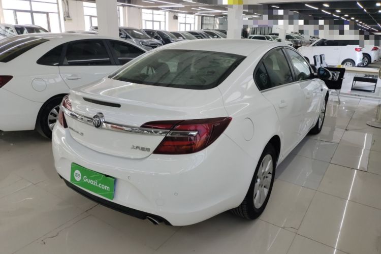 Used Buick Regal 2015 1.6T Leading Technology Model Rear Right 45 Deg