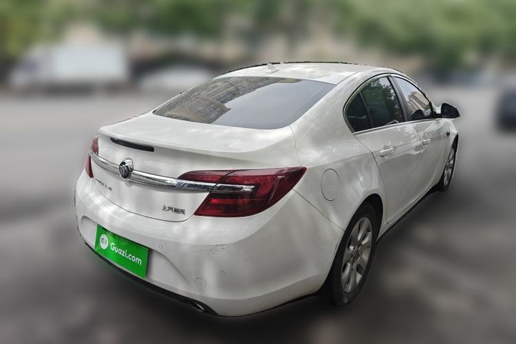 Used Buick Regal 2015 1.6T Leading Technology Model Rear Right 45 Deg
