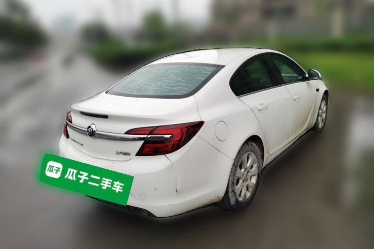 Used Buick Regal 2015 1.6T Leading Technology Model Rear Right 45 Deg