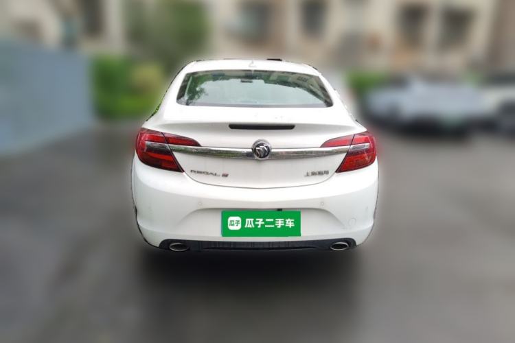 Used Buick Regal 2015 1.6T Fashion Tech Model Rear