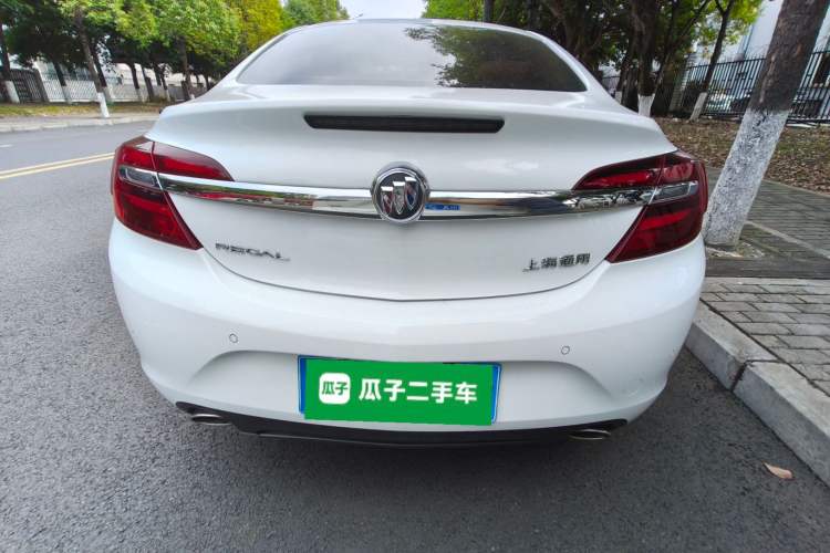 Used Buick Regal 2015 2.0L Leading Fashion Edition Rear