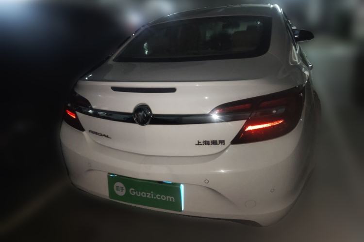 Used Buick Regal 2015 2.0L Leading Fashion Edition Rear