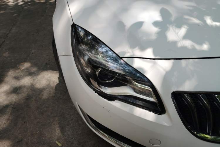 Used Buick Regal 2015 2.0L Leading Fashion Edition Right Front Headlight
