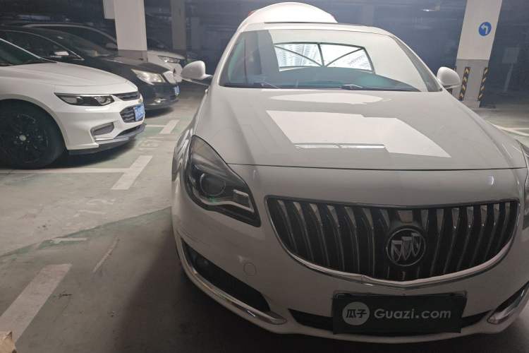 Used Buick Regal 2015 1.6T Leading Technology Model Right Front Headlight