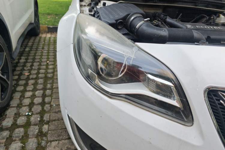 Used Buick Regal 2015 1.6T Elite Tech Model Right Front Headlight