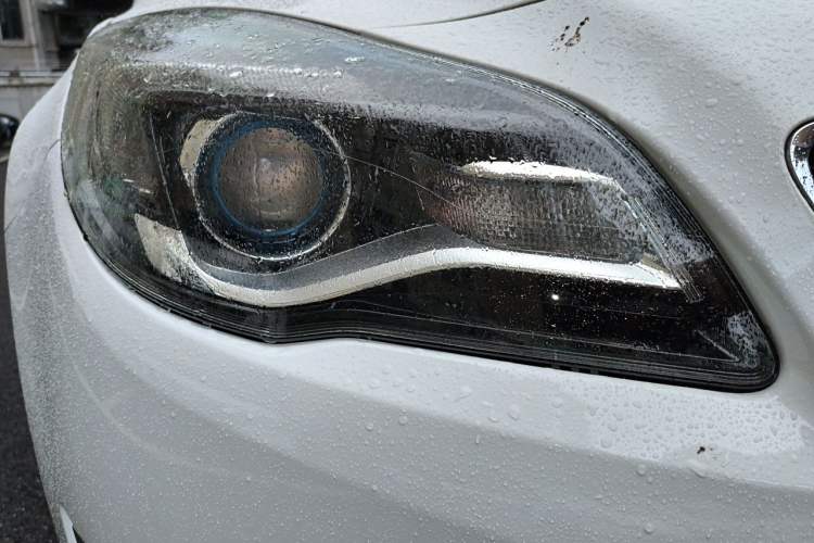 Used Buick Regal 2015 1.6T Elite Tech Model Right Front Headlight