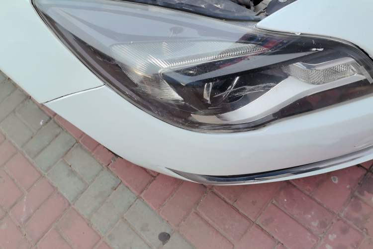 Used Buick Regal 2015 1.6T Fashion Tech Model Right Front Headlight