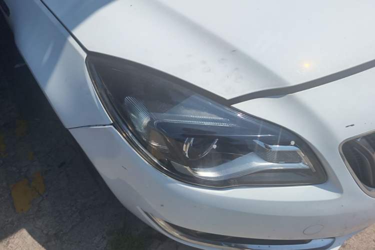 Used Buick Regal 2015 2.0L Leading Fashion Edition Right Front Headlight