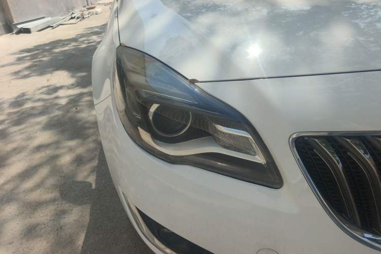 Used Buick Regal 2015 2.0L Leading Fashion Edition Right Front Headlight