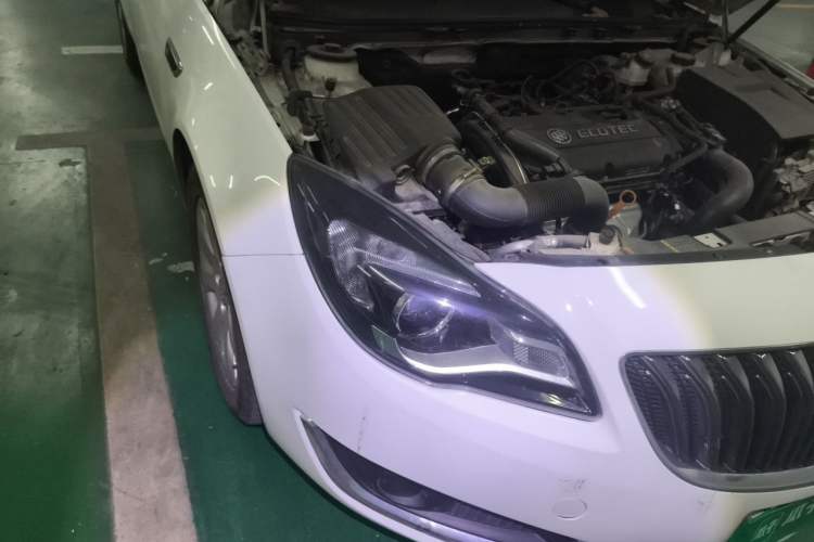 Used Buick Regal 2015 1.6T Elite Tech Model Right Front Headlight