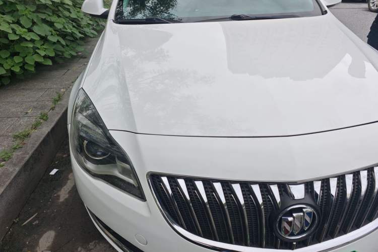Used Buick Regal 2015 1.6T Leading Technology Model Right Front Headlight