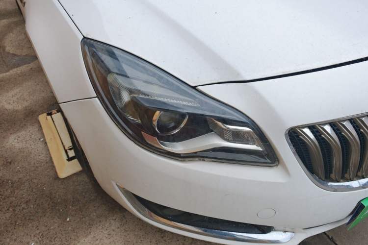 Used Buick Regal 2015 1.6T Elite Tech Model Right Front Headlight