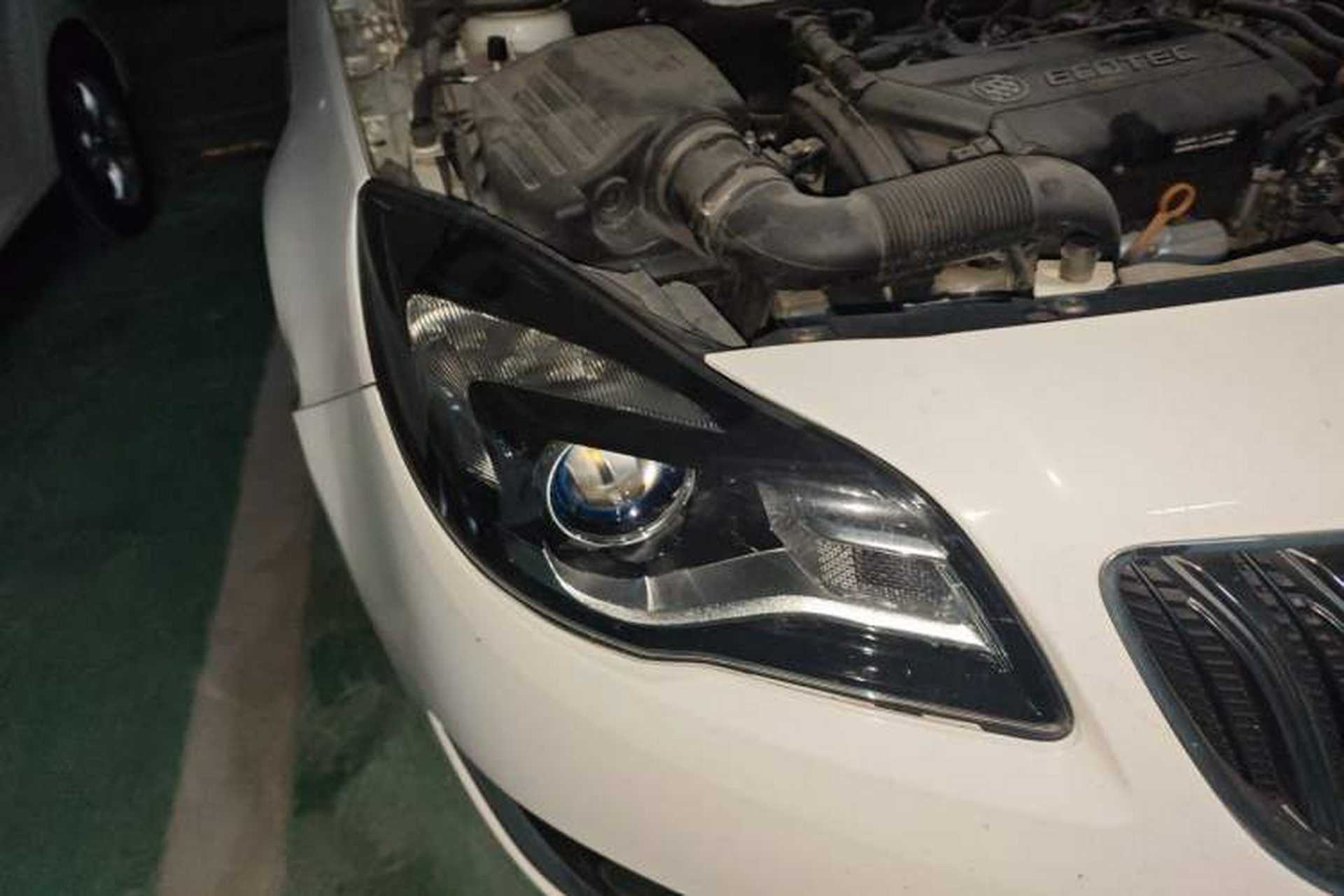 Used Buick Regal 2015 1.6T Elite Tech Model Right Front Headlight