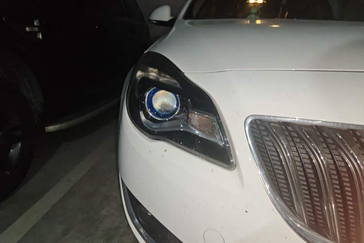 Used Buick Regal 2015 1.6T Fashion Tech Model Right Front Headlight