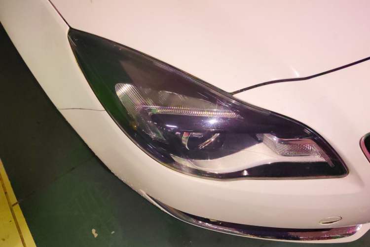 Used Buick Regal 2015 2.0L Leading Fashion Edition Right Front Headlight