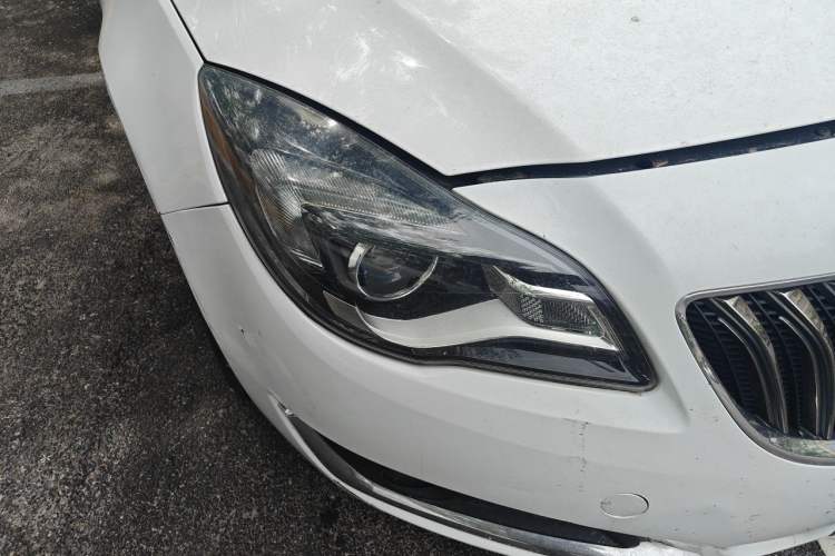 Used Buick Regal 2015 1.6T Leading Technology Model Right Front Headlight