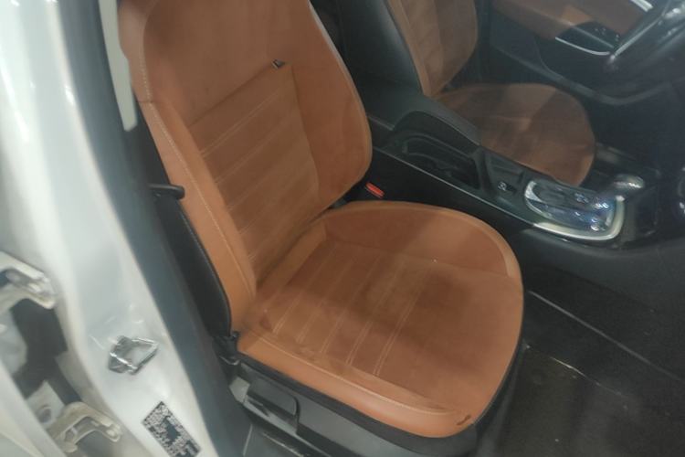 Used Buick Regal 2015 1.6T Elite Tech Model Right Front Seat